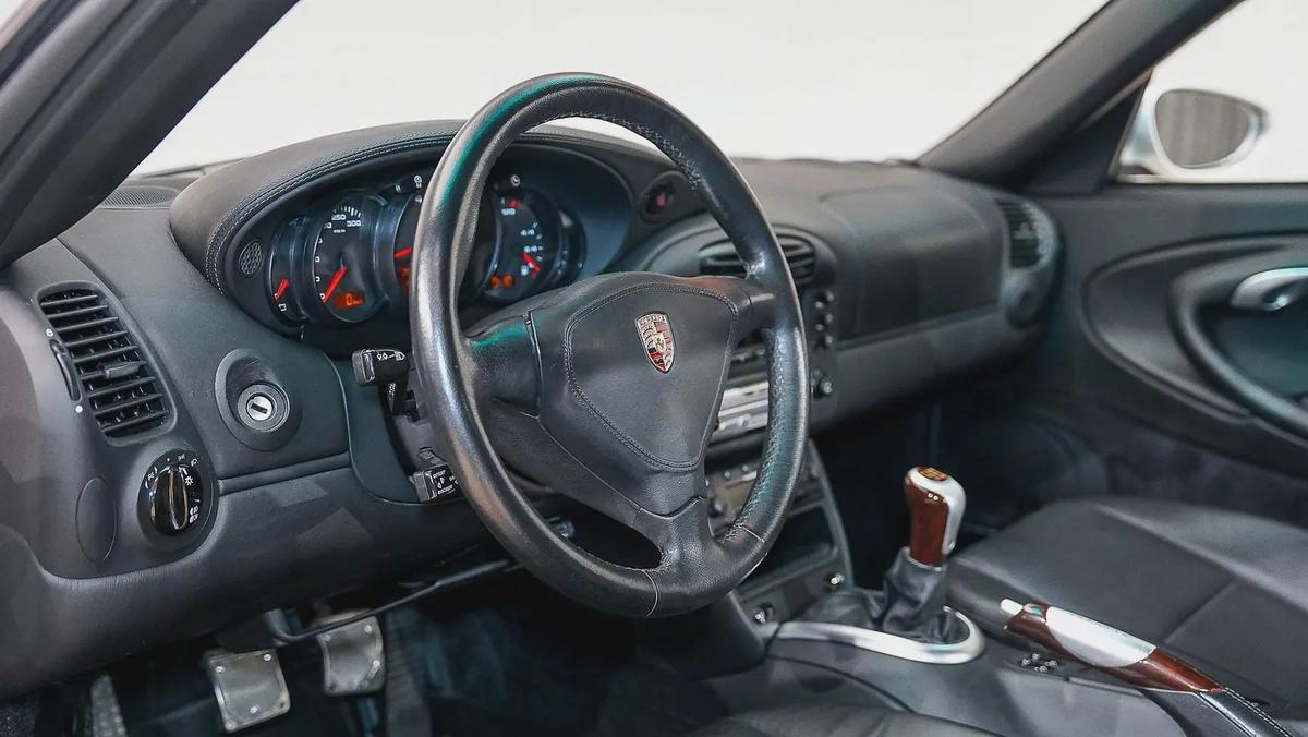 Drive Home Today | Low KM, Fully Prepared | 911 Turbo Manual-4-4