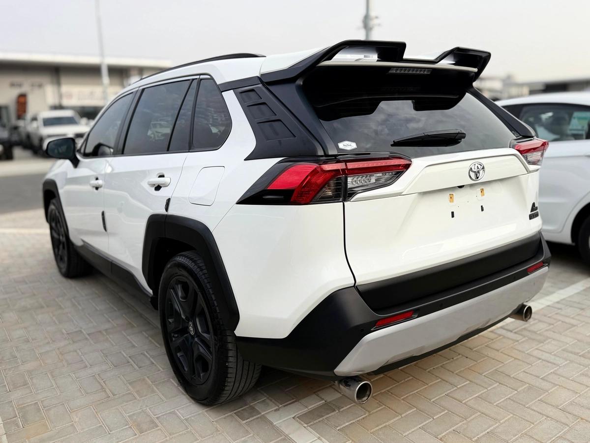 2025 Toyota Rav 4 Adventure - GCC Specs - Manufacture Warranty - Service Plan - Full-Service History-5-5