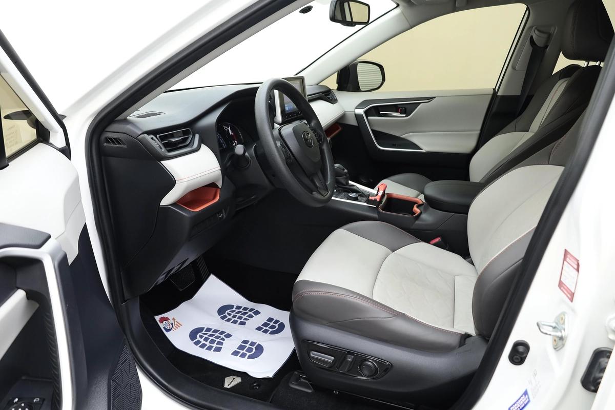 2025 Toyota Rav 4 Adventure - GCC Specs - Manufacture Warranty - Service Plan - Full-Service History-7-7