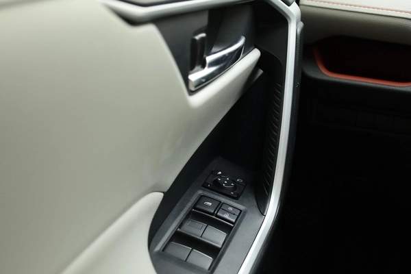 2025 Toyota Rav 4 Adventure - GCC Specs - Manufacture Warranty - Service Plan - Full-Service History