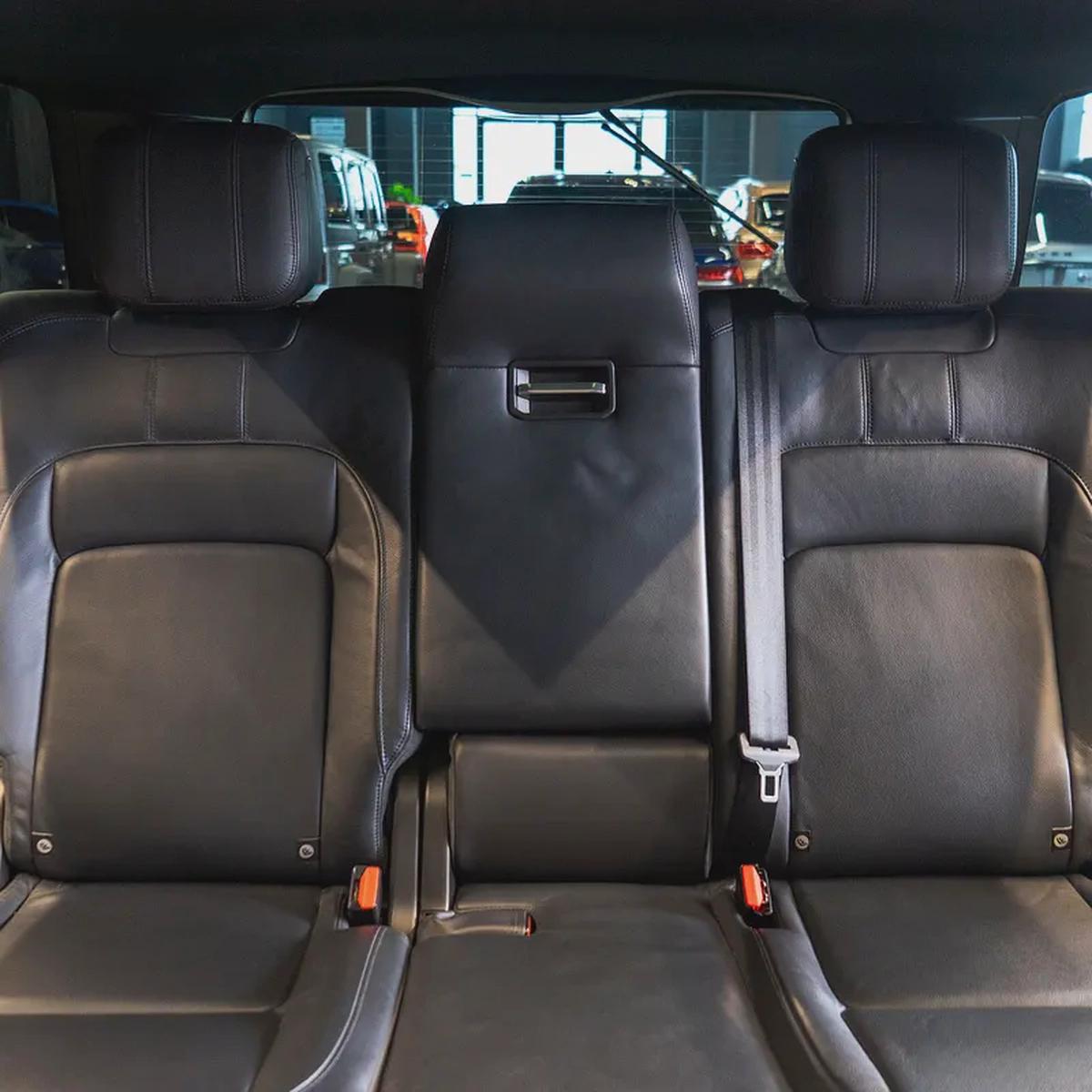 AED 2,682 pm • 0% Downpayment • Range Rover Vogue SE • 1 Year Warranty-16-16