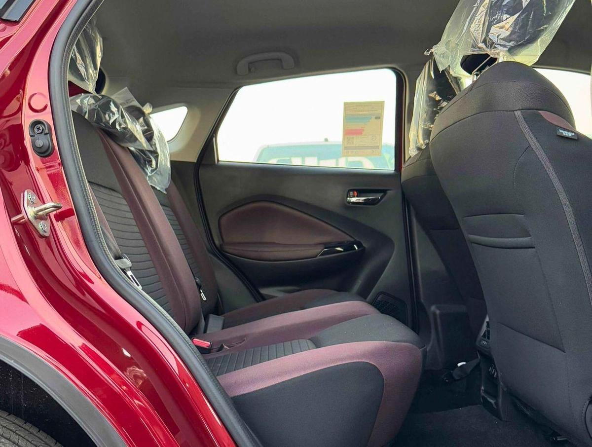 Suzuki Fronx GLX/DUAL TONE / 1.5L V4 HYBRID / DVD WITH 360* CAMERAS / AUTO A/C (CODE # FRHGLX)-10-10