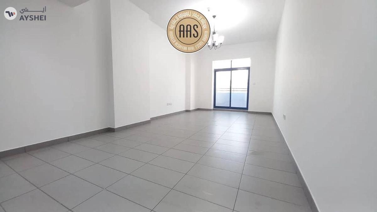 Chiller free luxurious huge 2bhk with maid's room all amenities-0-0