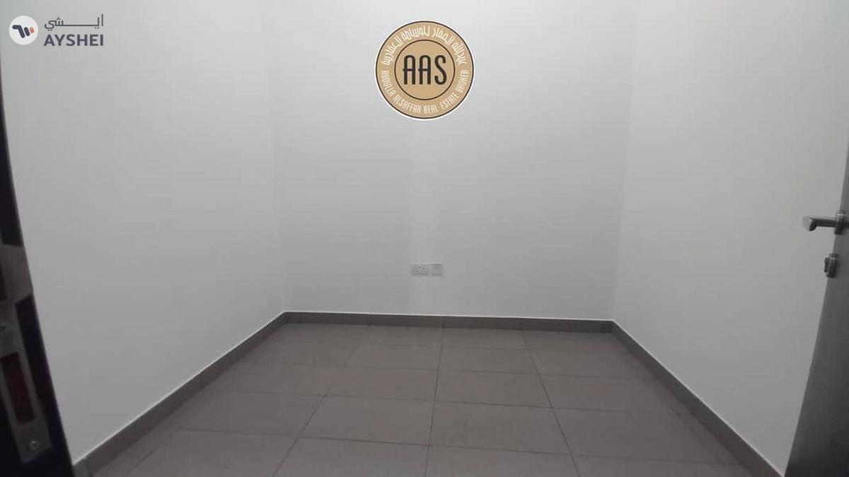 Chiller free luxurious huge 2bhk with maid's room all amenities-4-4