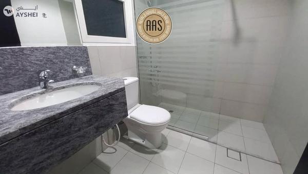 Chiller free luxurious huge 2bhk with maid's room all amenities