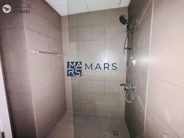 Spacious 1BHK with Balcony & Large Living Area!