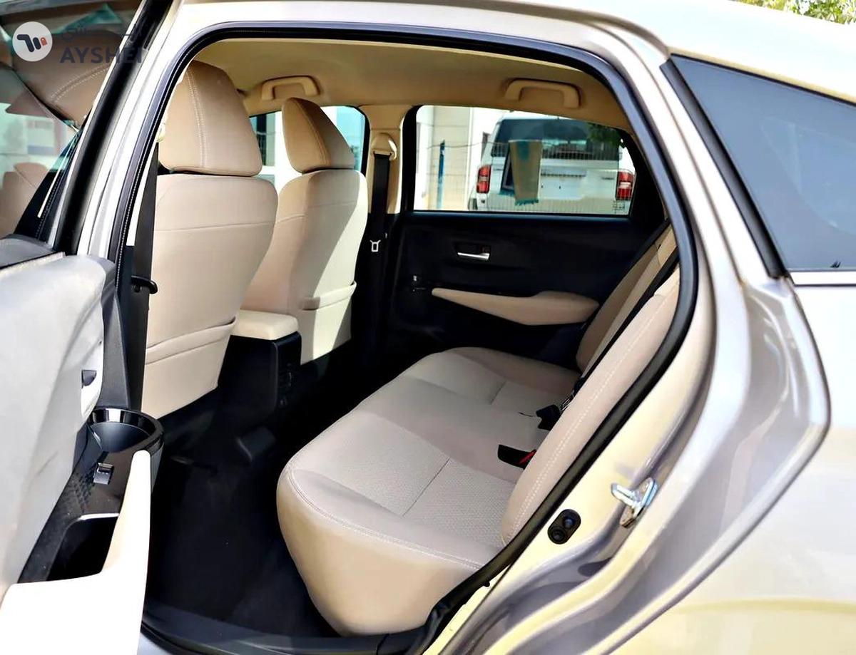 1030 EMI ON 0 DOWNPAYMENT 2023 TOYOTA YARIS NEW SHAPE- Silver Colour-9-9