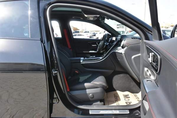 MERCEDES BENZ AMG GLC43 COUPE 2024 | BLACK