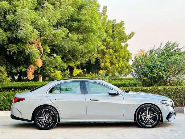 Mercedes Benz E350 BRAND NEW 0 KM 2 YEARS WARRANTY