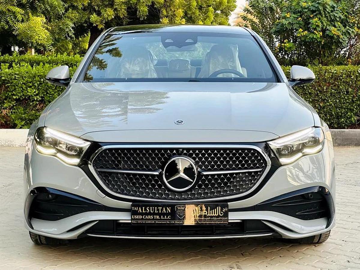 Mercedes Benz E350 BRAND NEW 0 KM 2 YEARS WARRANTY-11-11