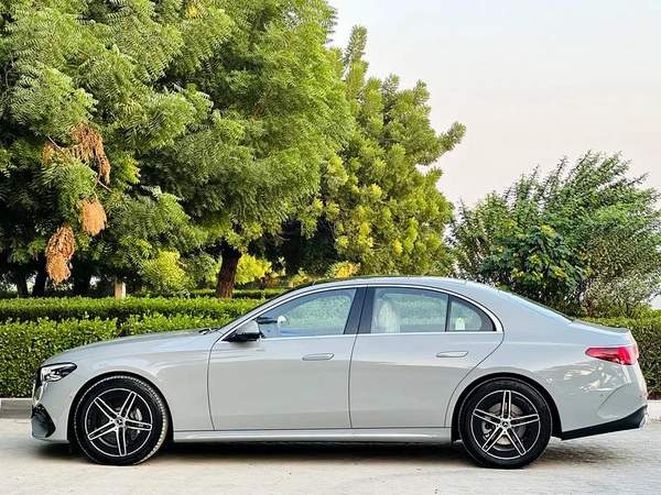 Mercedes Benz E350 BRAND NEW 0 KM 2 YEARS WARRANTY