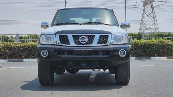 2024 Nissan Patrol Safari GRX 4X4 (Black)