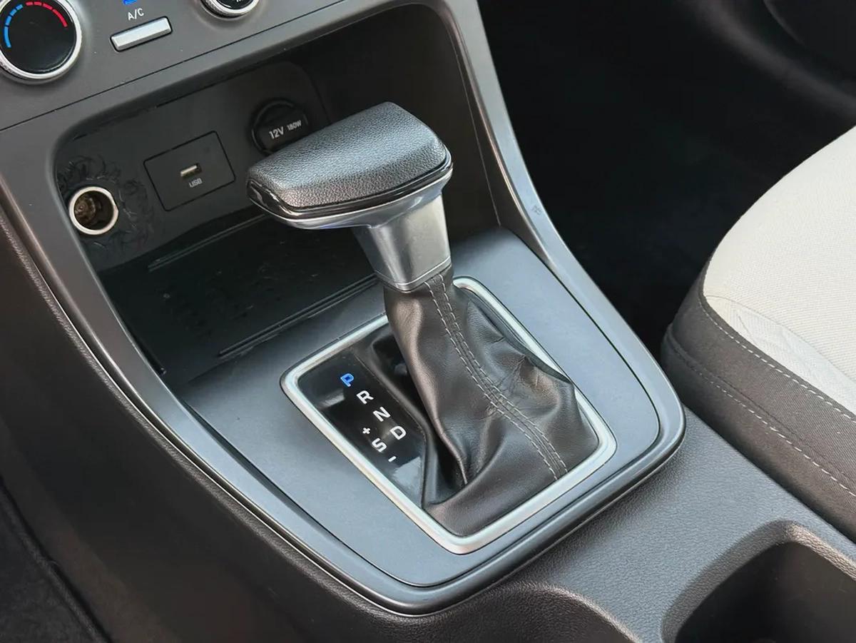 Hyundai Creta, 2022 GCC specs, in excellent condition.-17-17