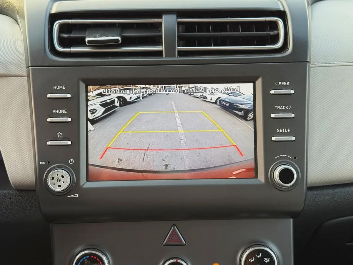 Hyundai Creta, 2022 GCC specs, in excellent condition.-18-18