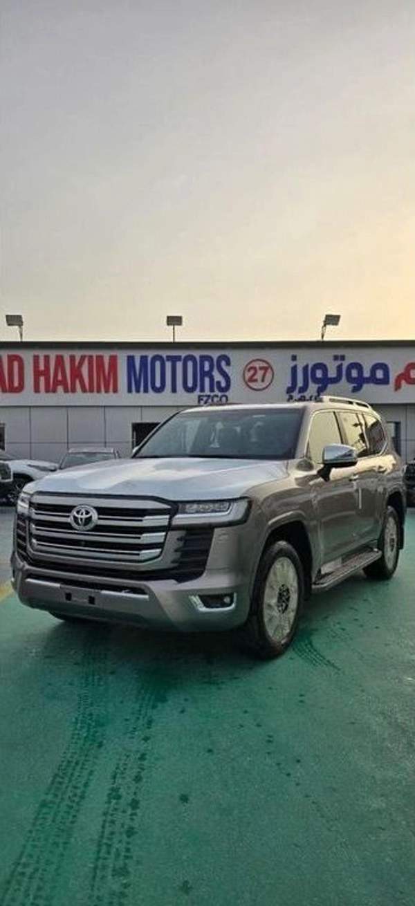 Toyota Land Cruiser LAND CRUISER 3.3 L VXR 2026