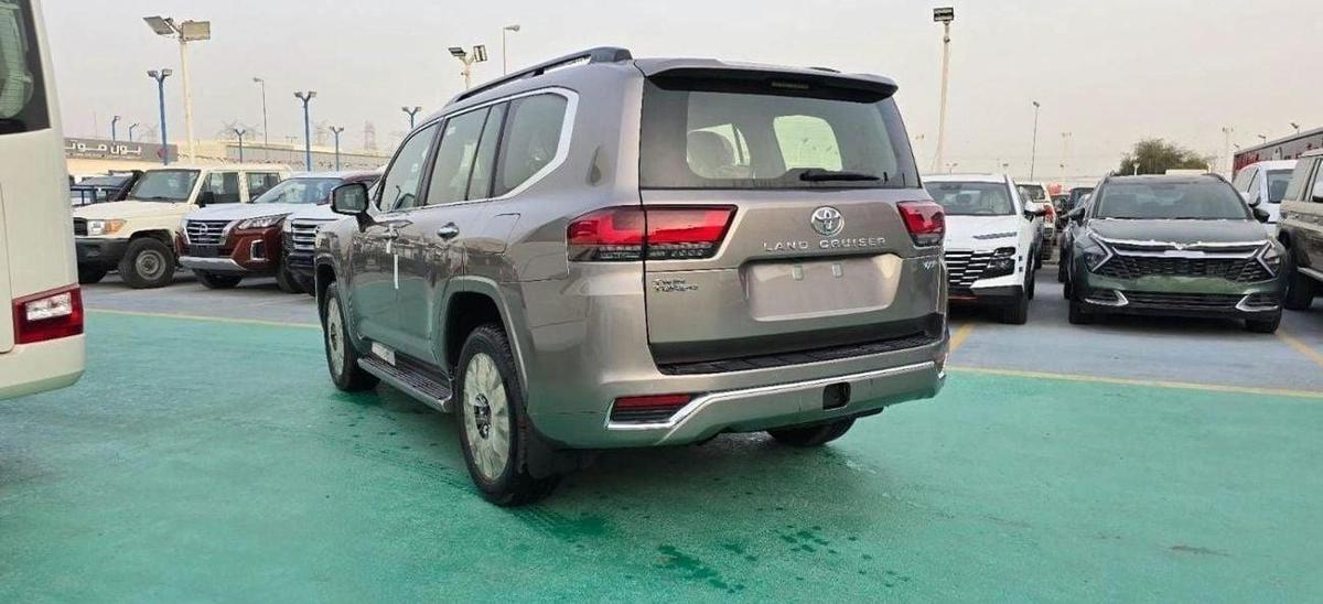 Toyota Land Cruiser LAND CRUISER 3.3 L VXR 2026-3-3