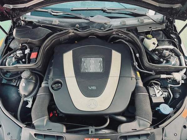 BENZ C300 | 2010 | ONLY : 82144 KM | JAPAN IMPORT | CLEAN TITLE