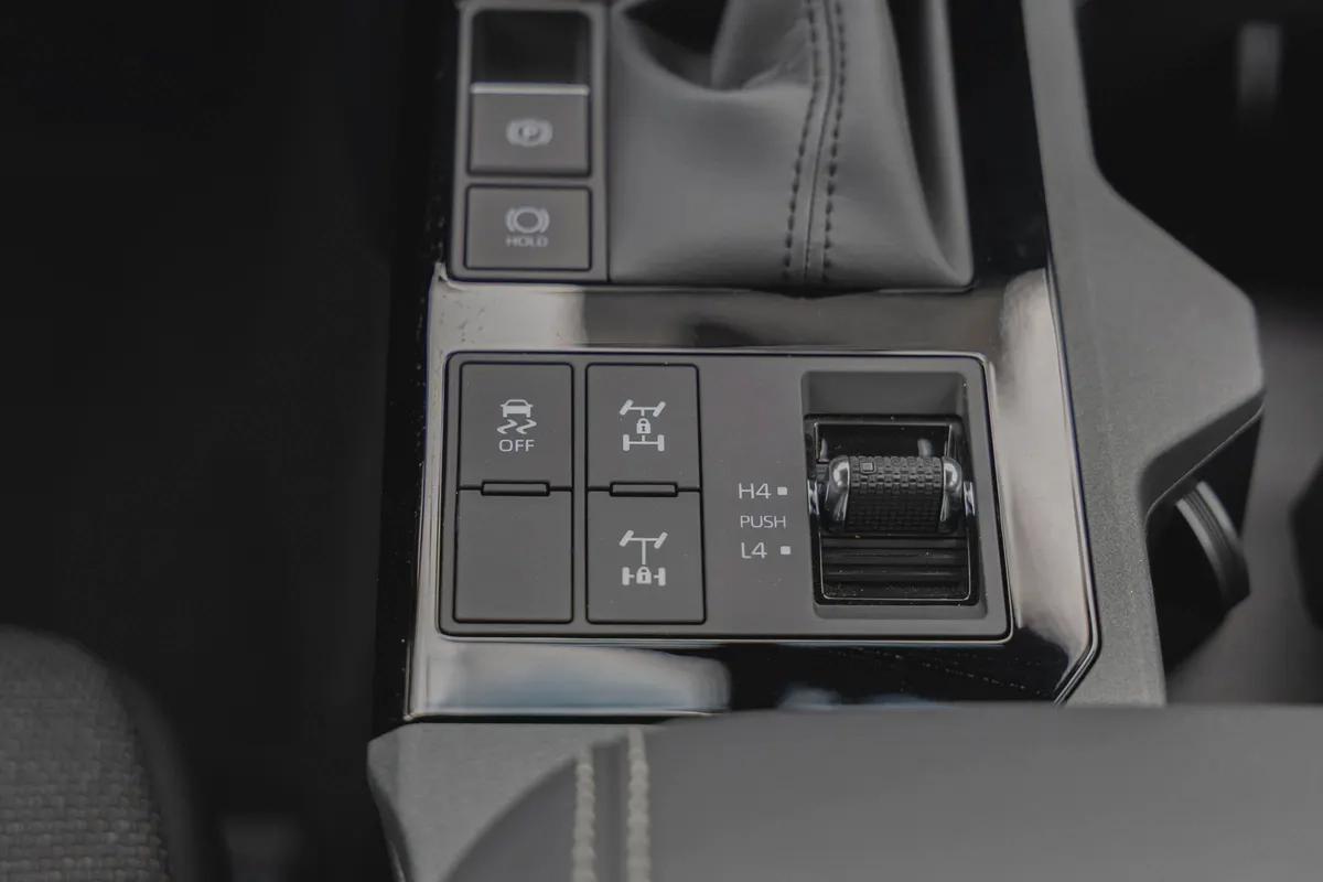 Toyota Prado TXL-1, 2.4L Turbo, Petrol - 2026 (Export)-16-16