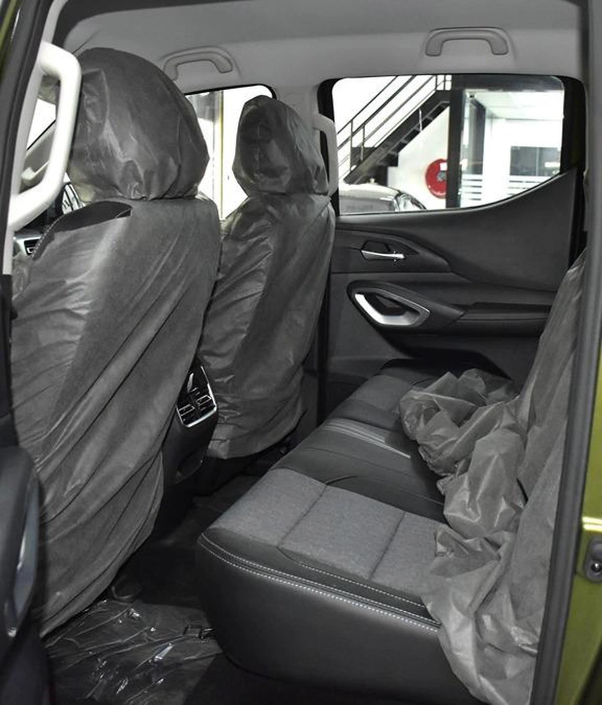 Peugeot Landtrek 4WD ( 2023 Model ) in Green Color GCC Specs-10-10