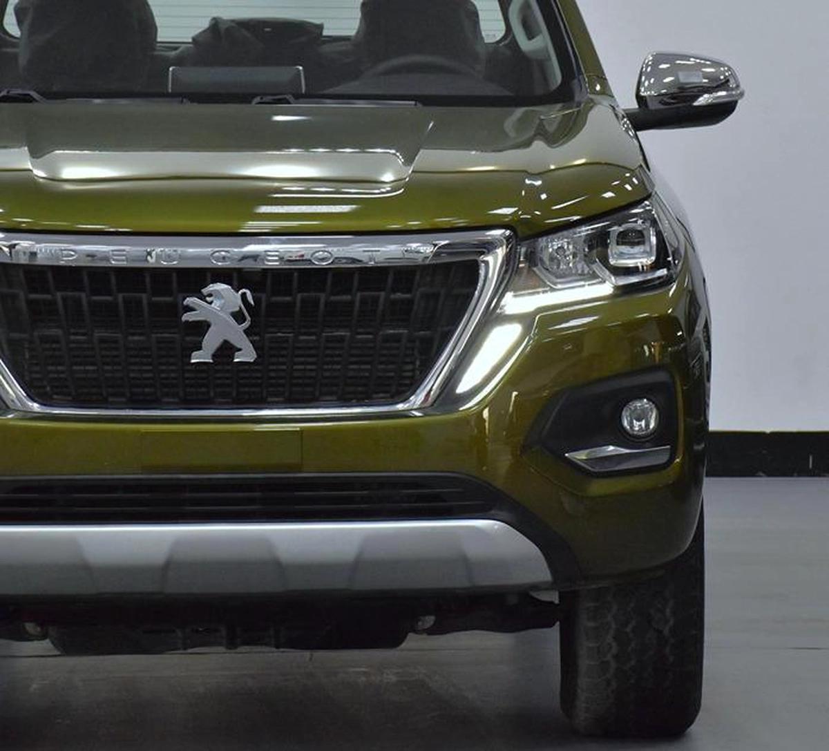 Peugeot Landtrek 4WD ( 2023 Model ) in Green Color GCC Specs-5-5