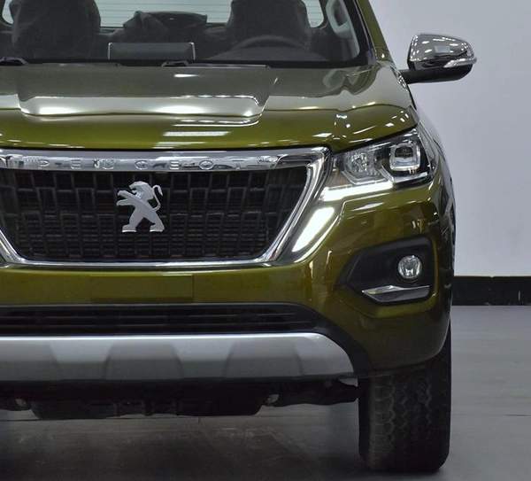 Peugeot Landtrek 4WD ( 2023 Model ) in Green Color GCC Specs