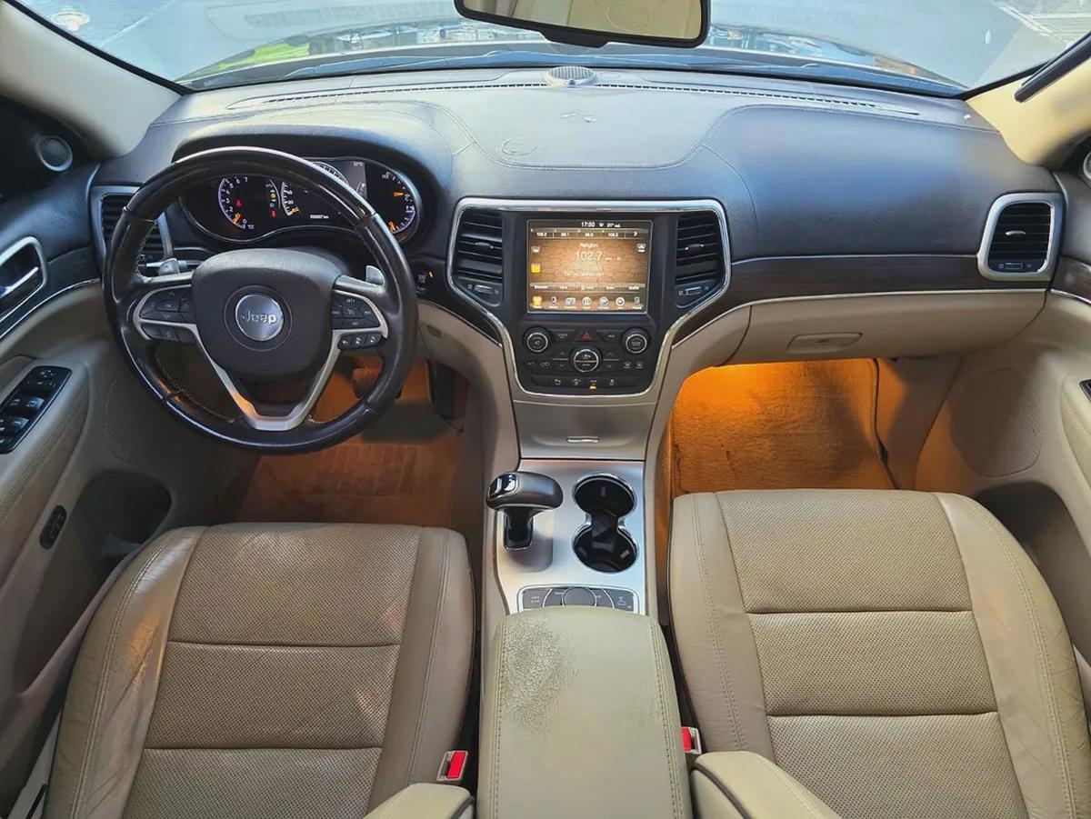 جيب كراند شيروكي 2014 مواصفات خليجية هيمي بحالة جيدة-7-7