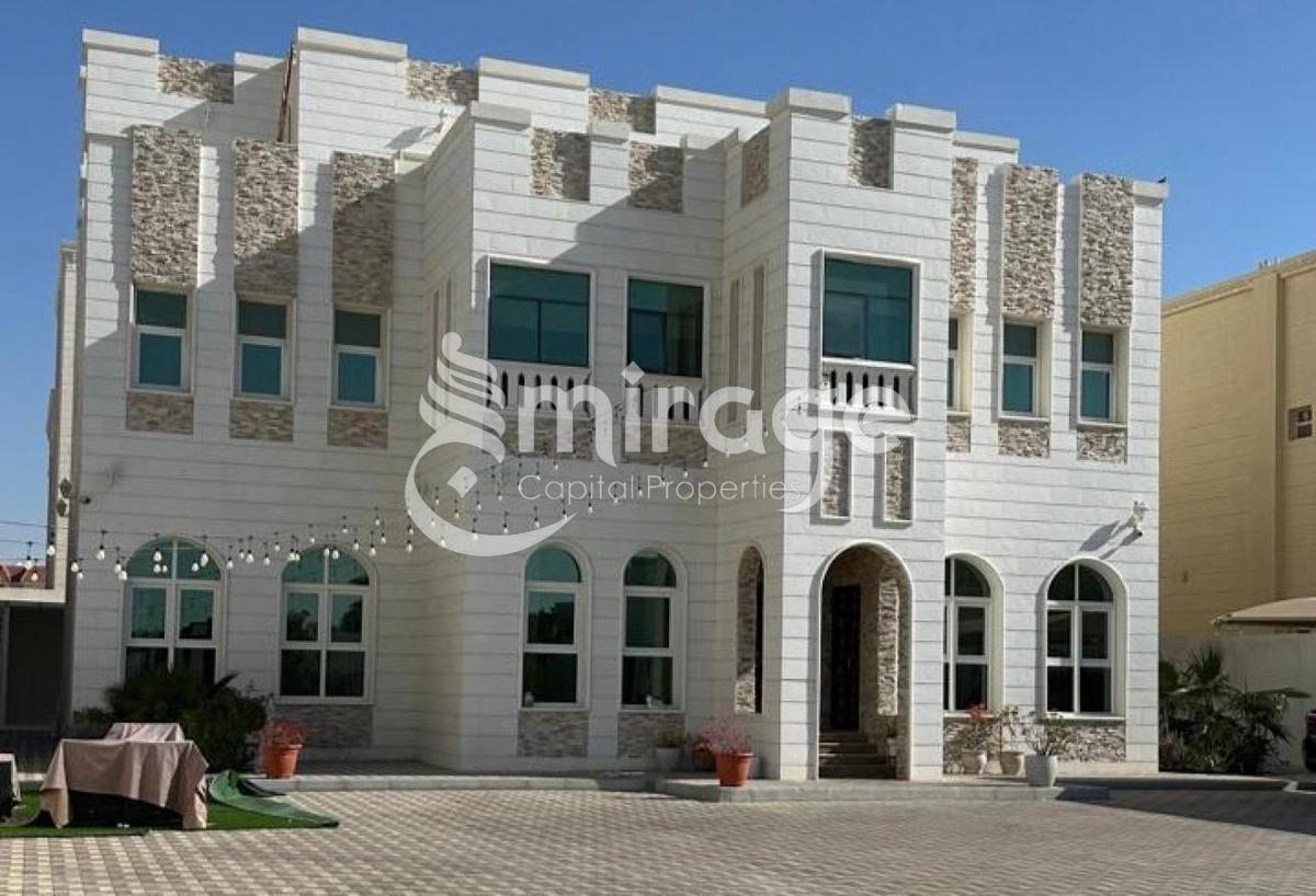 Huge 8BHK | Perfect Deal | Great Community-0-0