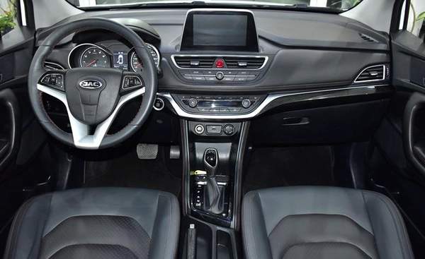 JAC S3 ( 2023 Model ) in White Color GCC Specs