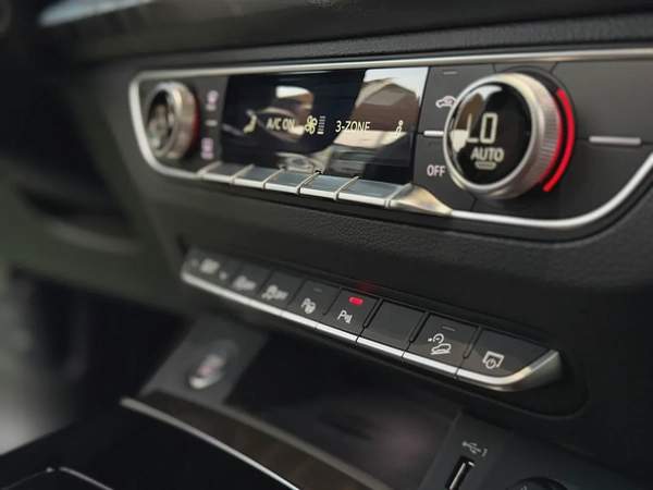 Audi Q5 S Line TFSI 45 Quattro Sportback - GCC Specs