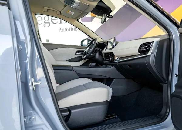 Nissan X-Trail S