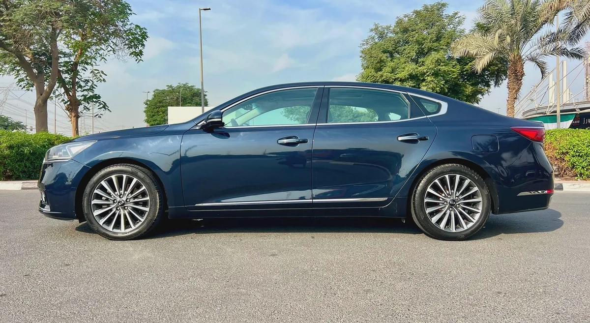 KIA CADENZA 2018 GCC SPEC FULL OPTION-5-5