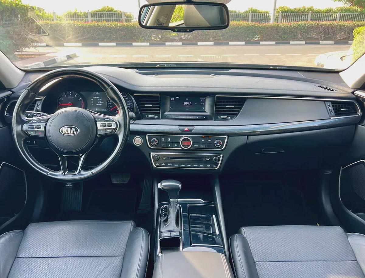 KIA CADENZA 2018 GCC SPEC FULL OPTION-11-11