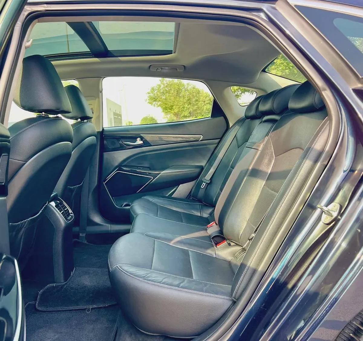 KIA CADENZA 2018 GCC SPEC FULL OPTION-18-18