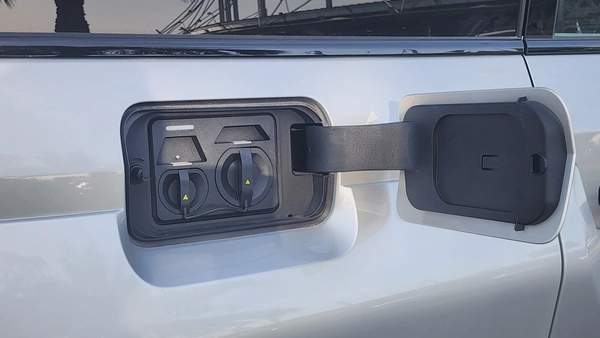 Chery iCAR 03T (Silver)