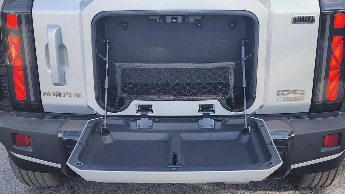 Chery iCAR 03T (Silver)-11-11