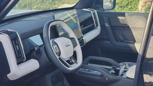 Chery iCAR 03T (Silver)