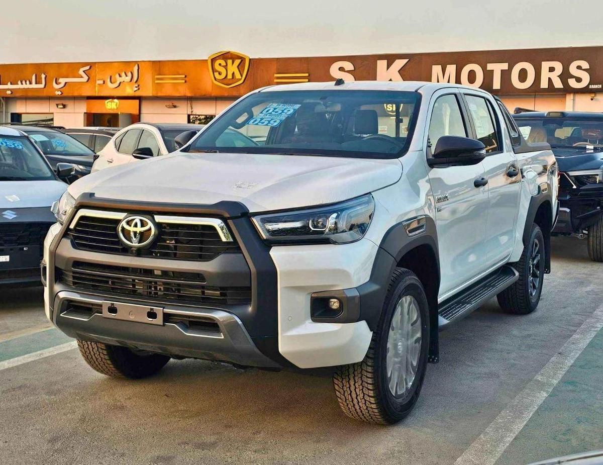 Toyota Hilux ADVENTURE WIDE BODY | 4.0L V6 PETROL | 360 CAMERA | BLIND SPOT | BULLBAR | OVER FENDER | CODE # HPV6-0-0