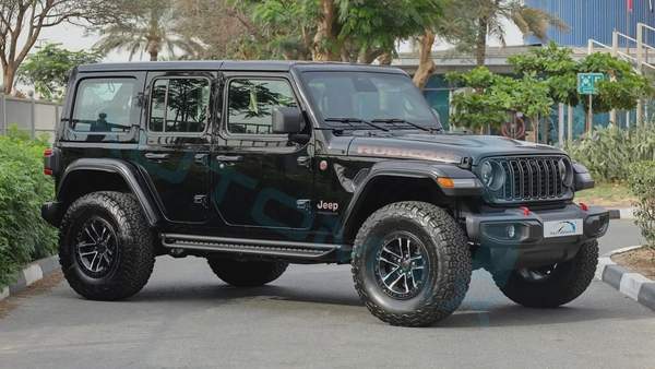 ( Only For Export ) 2025/2025 i4 2.0L TURBO JEEP WRANGLER UNLIMITED RUBICON XTREME GCC BRAND NEW