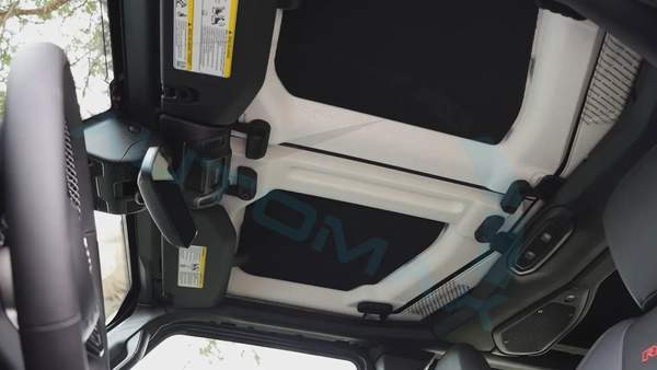 ( Only For Export ) 2025/2025 i4 2.0L TURBO JEEP WRANGLER UNLIMITED RUBICON XTREME GCC BRAND NEW