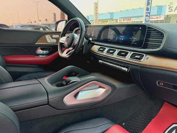 2021. GLE450.