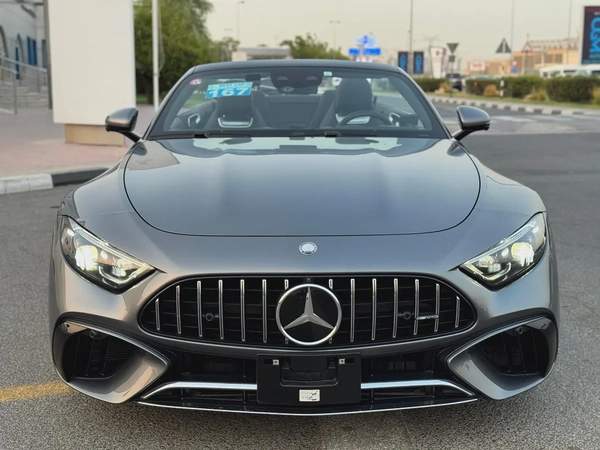 MERCEDES BENZ SL63 AMG MODEL 2023 (900KM ONLY)