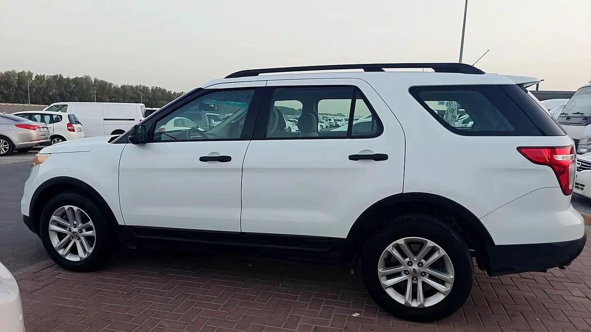 Ford Explorer Platinum 2014 - GCC Specs - Well Maintained-11-11