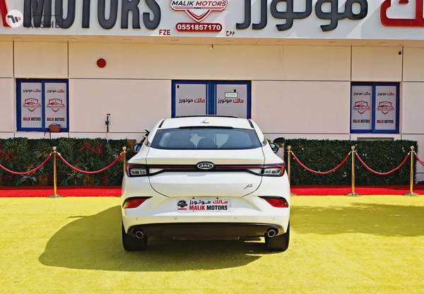 JAC J7 2022 GCC SPECS AVAILABLE ON 0% DOWN-PAYMENT OR CASH.