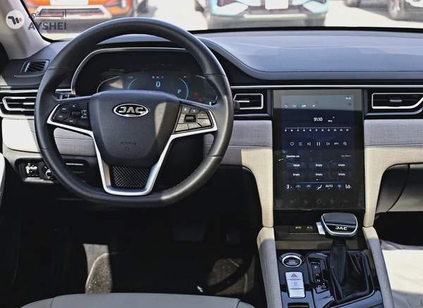 JAC J7 2022 GCC SPECS AVAILABLE ON 0% DOWN-PAYMENT OR CASH.