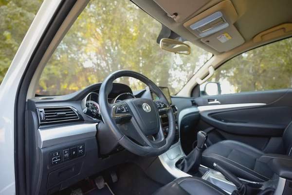 Dongfeng Rich 6 | Double Cabin 4X2 | Manual Diesel | GCC Specs | Ref#D01790