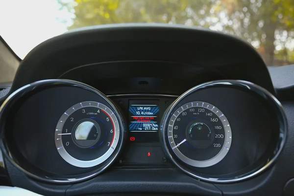 Dongfeng Rich 6 | Double Cabin 4X2 | Manual Diesel | GCC Specs | Ref#D01790