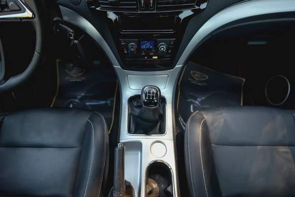 Dongfeng Rich 6 | Double Cabin 4X2 | Manual Diesel | GCC Specs | Ref#D01790