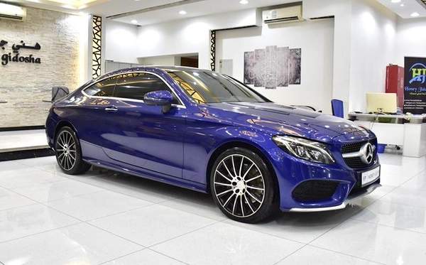Mercedes Benz C300 Coupe ( 2016 Model ) in Blue Color GCC Specs