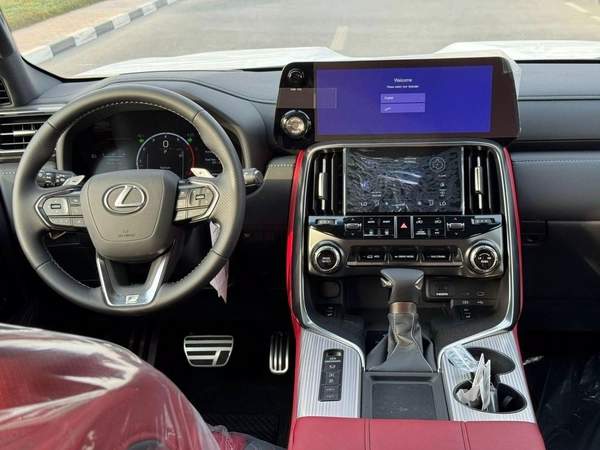 Lexus LX 600 F Sport Launch Edition 3.5L