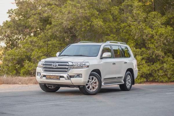 Land Cruiser | GXR 5.7L | GCC Specs | REF#T20409